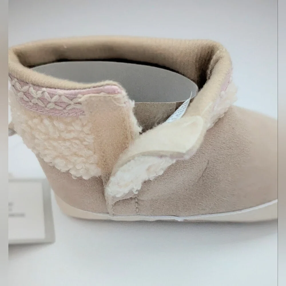 NWT Baby (Size 4) Booties/Boots/Slippers/Moccasins w/Velcro For Easy On/Off